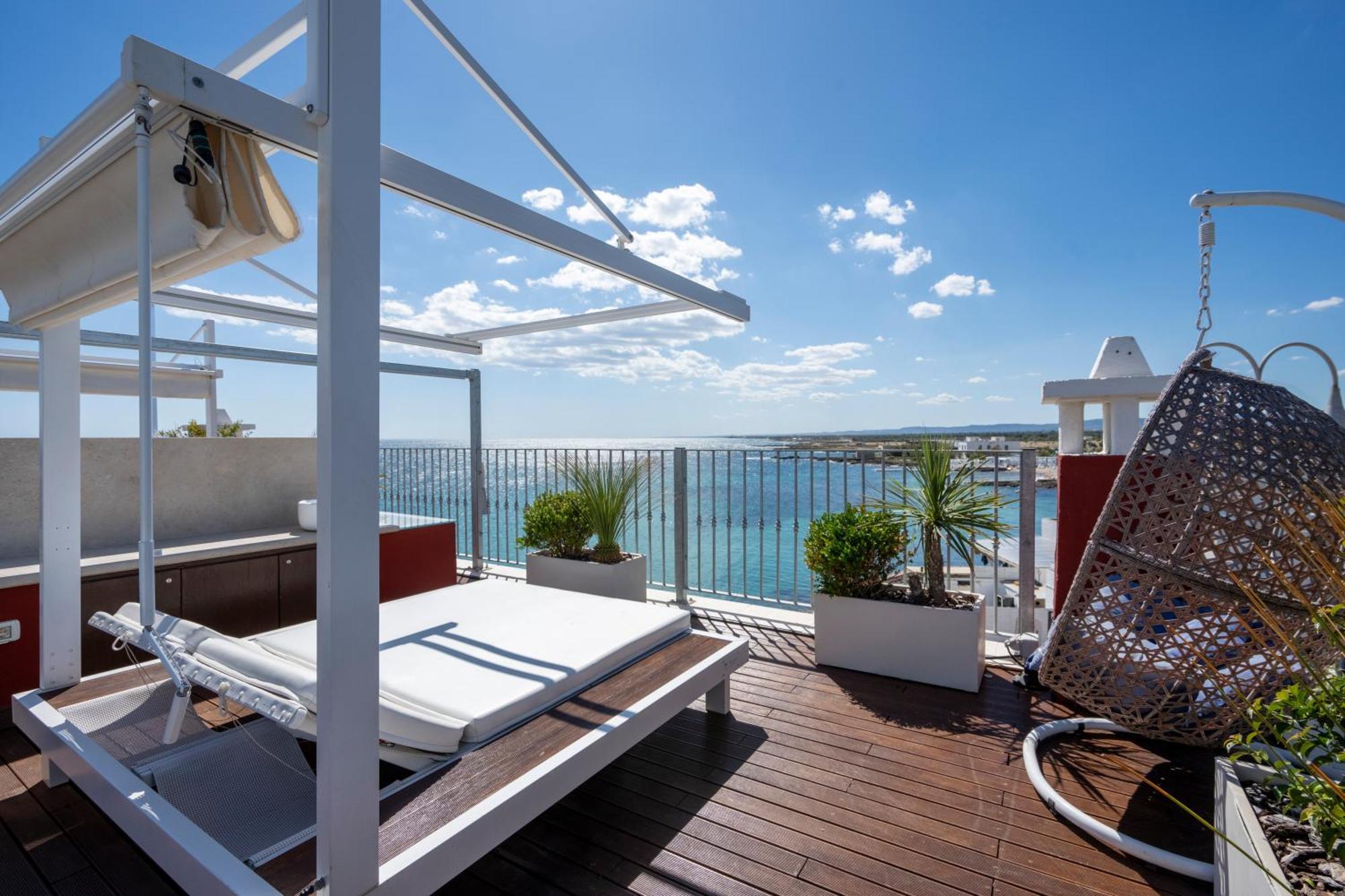 Apulia Charming Suites - Casa Rossa Suite Perla E Suite Corallo Савеллетри Экстерьер фото